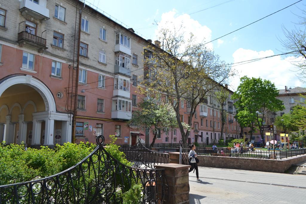 Executive Suite In The Centre Tarnopol Zewnętrze zdjęcie